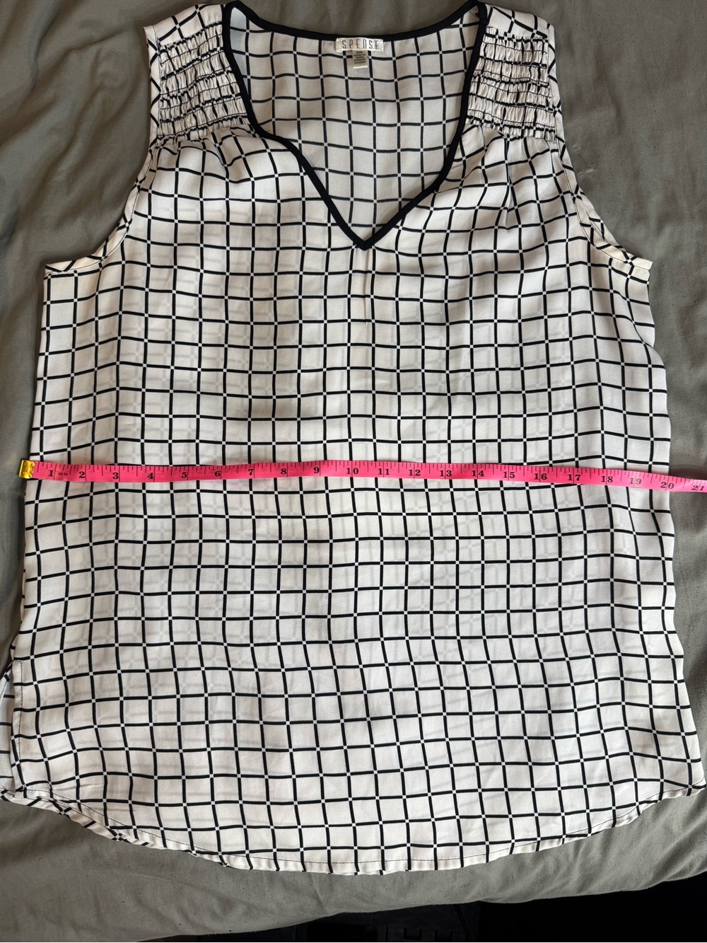 Calvin Klein White and Black Grid-Print Sleeveless Camisole